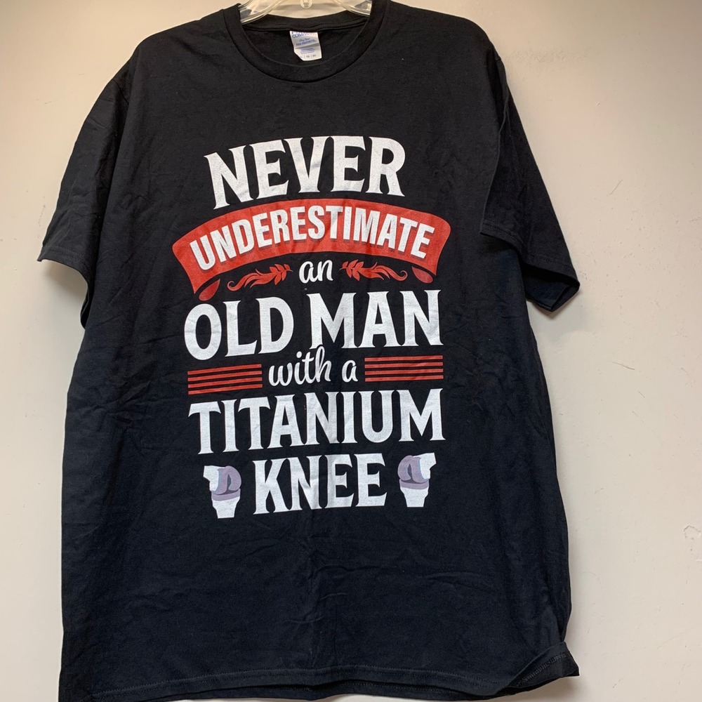 Port & Company T-Shirt Mens XL Black Excellent Titanium Knee Graphic Tee Humor